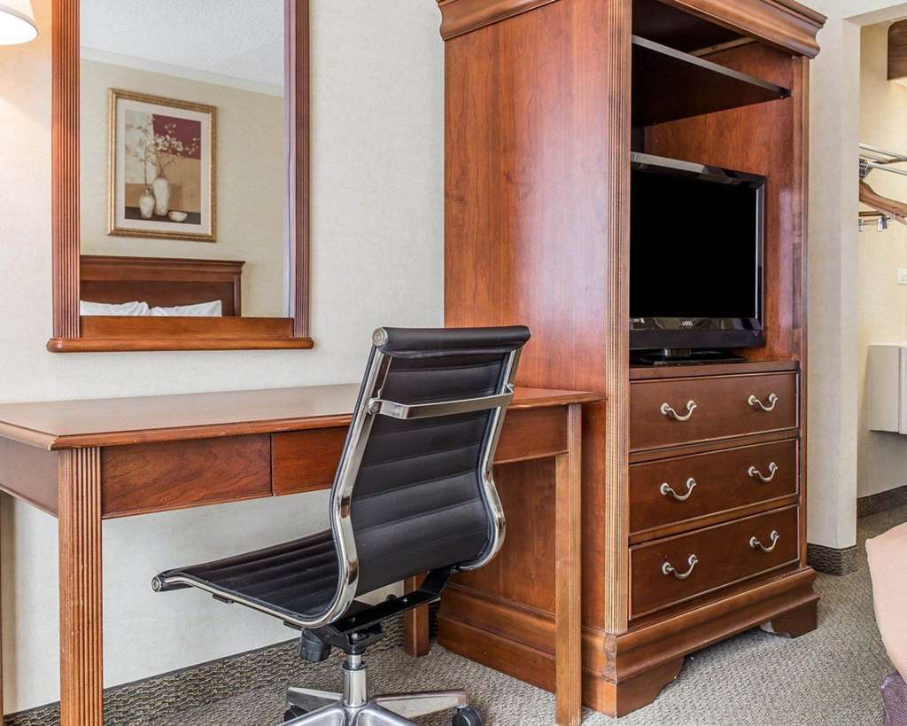 Econo Lodge Kernersville Room photo