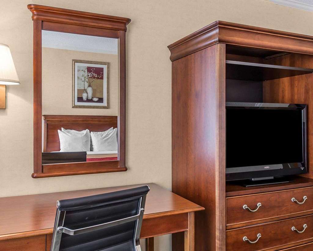 Econo Lodge Kernersville Room photo