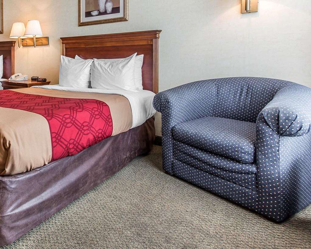 Econo Lodge Kernersville Room photo