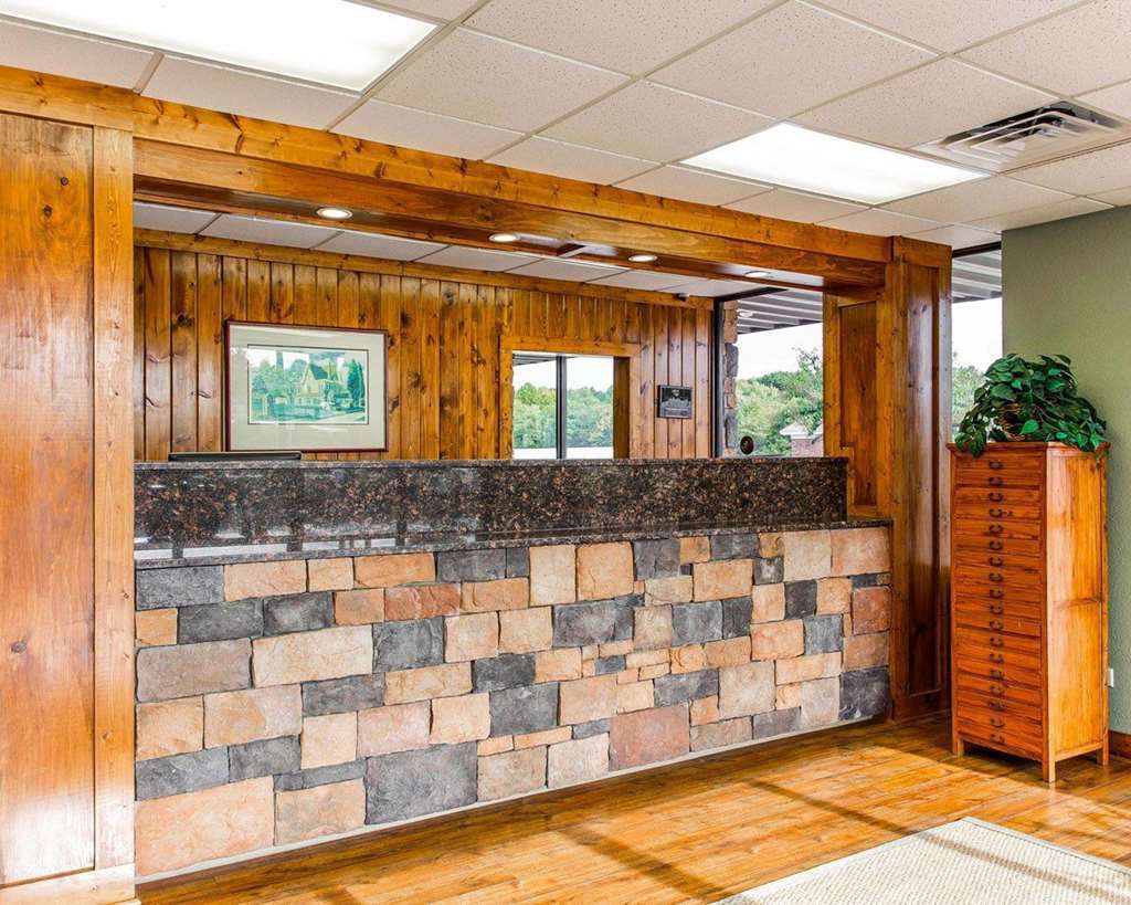 Econo Lodge Kernersville Interior photo